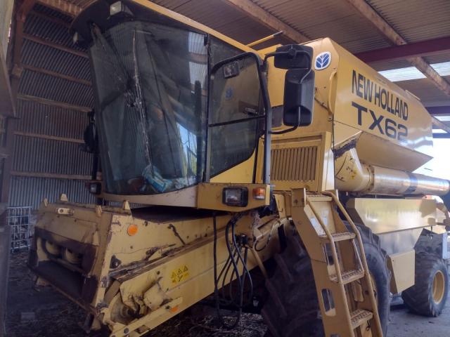 New Holland Tx62